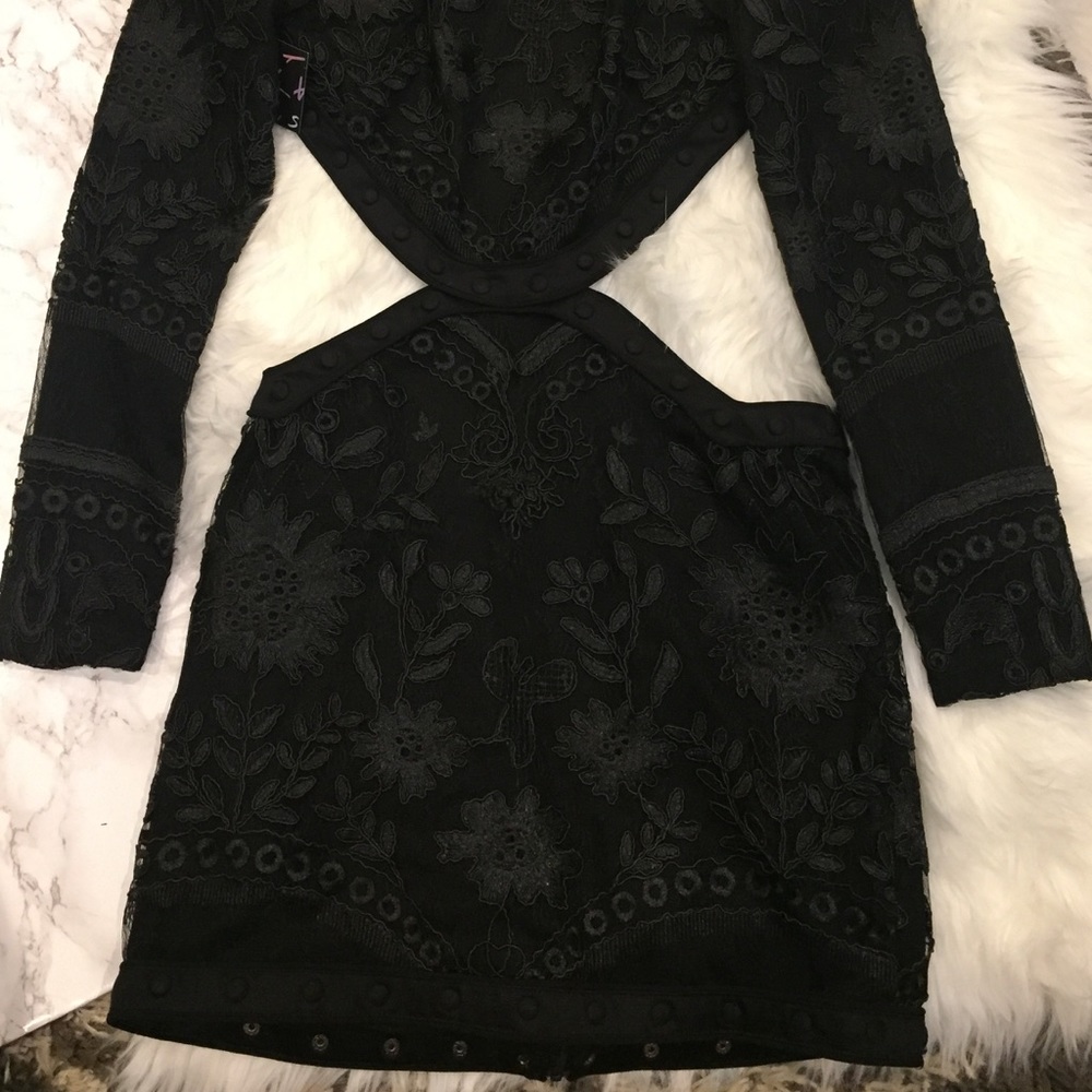 🆕 Nasty Gal black  lace mini-dress backless - Picture 5 of 8